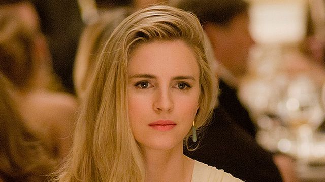 bild aus der news "Babylon": Brit Marling im neuen Trailer zur Polizei-PR-Serie von Danny Boyle