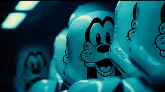 bild aus der news Disney meets Disney: Beliebte Zeichentrickfiguren in neuer "Star Wars 7"-Trailerparodie