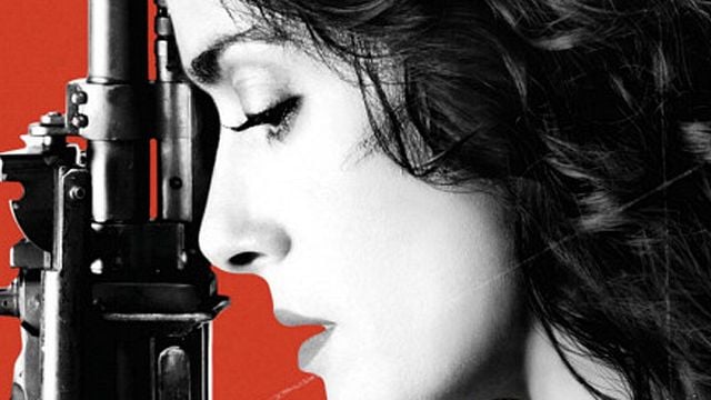 "Everly": Salma Hayek mäht im ersten Trailer reihenweise Schergen nieder