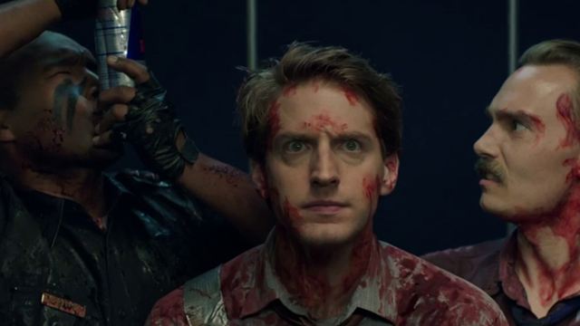 "Bloodsucking Bastards": Erster Trailer zur Horror-Komödie über bissige Bosse in einem vampirverseuchten Büro