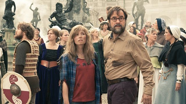 bild aus der news Exklusiv: Das deutsche Kinoposter zur Bestseller-Adaption "Mara und der Feuerbringer" mit Christoph Maria Herbst als Loki