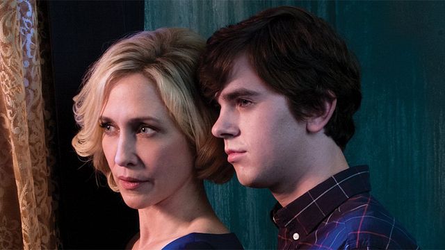 bild aus der news "Bates Motel": Innige Mutterliebe im ersten unheimlichen Trailer zur dritten Staffel des "Psycho"-Prequels