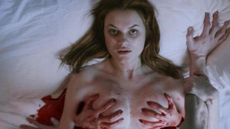 bild aus der news Dreier mit der toten Ex: Erster Trailer zur Horror-Romanze "Nina Forever"