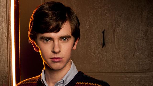 bild aus der news "Spider-Man"-Reboot: Freddie Highmore ("Bates Motel") wäre gerne der nächste Spinnenmann