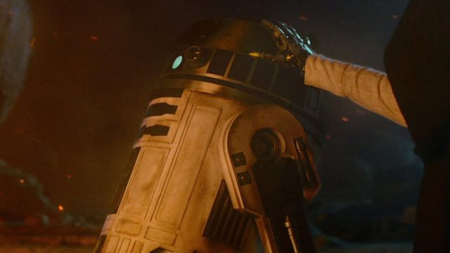 bild aus der news Der heimliche neue "Star Wars"-Star: Seht "Fußballroboter" BB-8 in Action