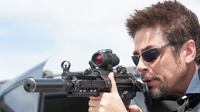 bild aus der news "Sicario": Denis Villeneuve weigerte sich, Emily Blunts Part in einen männlichen umzuschreiben und verspricht seinen besten Film