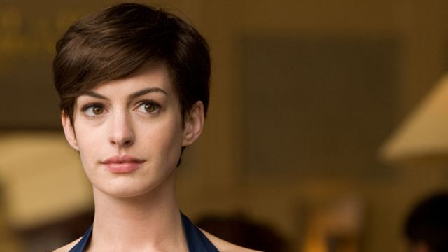 Schiffbruch ohne Tiger, dafür mit Anne Hathaway: Joe Wright soll Überlebens-Drama "The Lifeboat" inszenieren