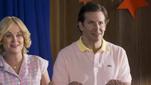 "Wet Hot American Summer: First Day Of Camp": Neuer Teaser und viele Bilder zur Netflix-Serie mit Bradley Cooper, Elizabeth Banks, Chris Pine und Jon Hamm