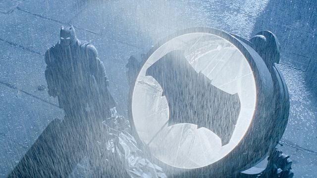 bild aus der news Neue Szenenbilder zu "Batman V Superman: Dawn Of Justice" + Tao Okamoto als Mercy Graves bestätigt