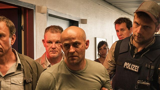 bild aus der news Exklusiv: Der Trailer zur neuen ZDF-Krimiserie "Blochin – Die Lebenden und die Toten" mit Jürgen Vogel