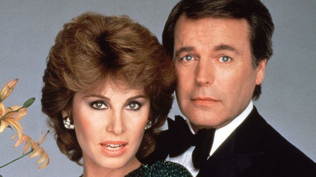 bild aus der news Schwules Pärchen statt Millionärs-Ehepaar: Remake des Serienklassikers "Hart aber herzlich" kommt mit einem Twist