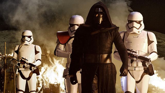 Das Kinoposter zu "Star Wars 7: Das Erwachen der Macht"