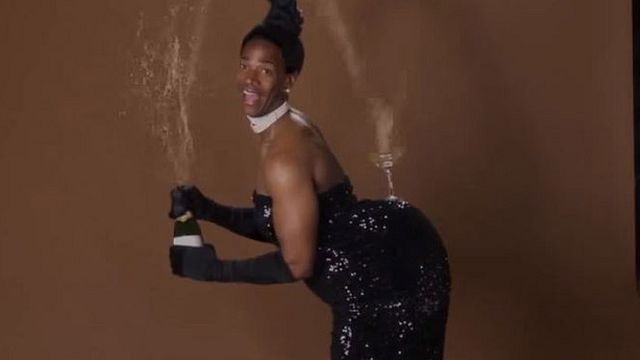 bild aus der news Erster Trailer zu "Fifty Shades Of Black": Marlon Wayans nimmt Mr. Grey, Magic Mike und Kim Kardashian aufs Korn