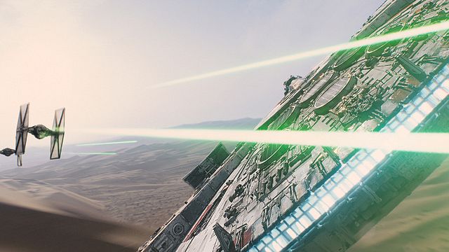 bild aus der news Beeindruckend: "Star Wars"-Fan baut Millennium Falke mit 7.500 LEGO-Steinen nach