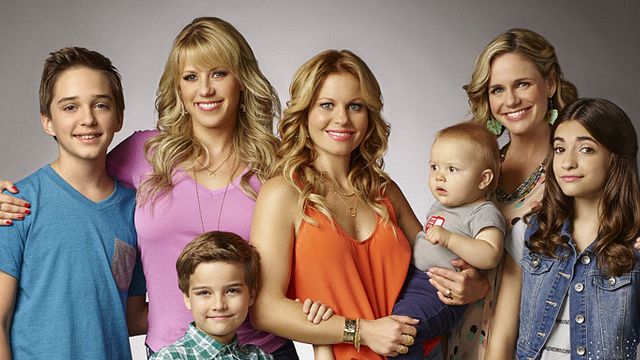 bild aus der news "Fuller House": Die ersten Kritiken zur Fortsetzung der Kult-Serie "Full House" sind da
