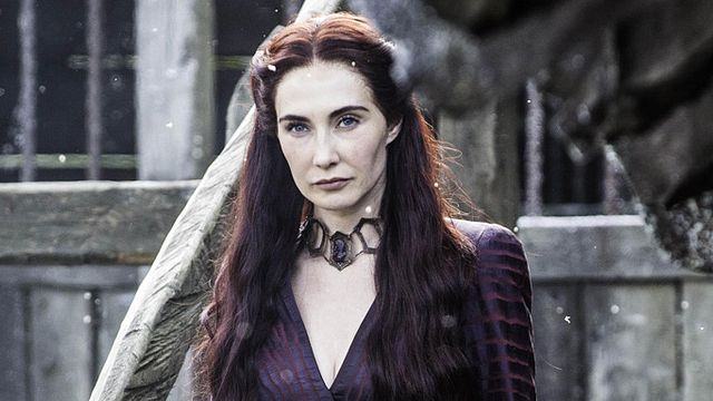 bild aus der news Lustiges Video: "Game Of Thrones"-Priesterin Melisandre als schlechtester Babyparty-Gast aller Zeiten