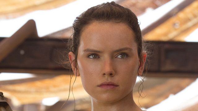 bild aus der news "Star Wars": J.J. Abrams enthüllt großen Hinweis zur Frage nach Reys Eltern