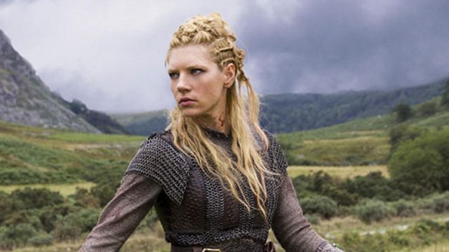 "The Dark Tower": "Vikings"-Star Katheryn Winnick an Bord der Stephen-King-Adaption