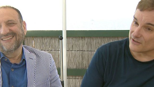 bild aus der news "Und plötzlich hatten wir einen Film - nach 13 Jahren Wartezeit": Das FILMSTARTS-Interview zu "The Nice Guys" mit Regisseur Shane Black und Produzent Joel Silver