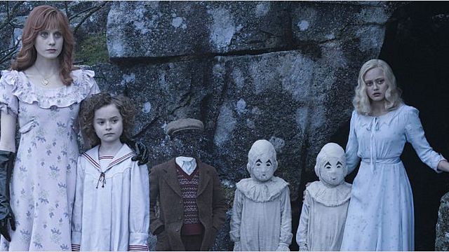 bild aus der news "Die Insel der besonderen Kinder": Viele neue Poster zu den Figuren aus Tim Burtons Fantasy-Abenteuer