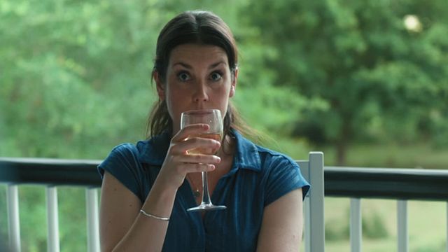 "The Intervention": Erster Trailer zur Indie-Komödie mit Melanie Lynskey, Cobie Smulders und weiteren Serien-Stars