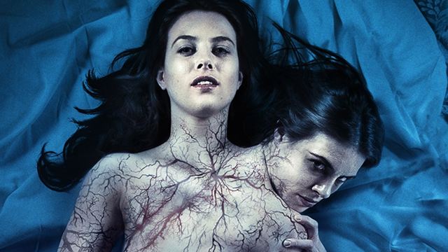 "Let Her Out": Im ersten Trailer zum Horror-Thriller wächst in einer jungen Frau ein böser Zwilling heran