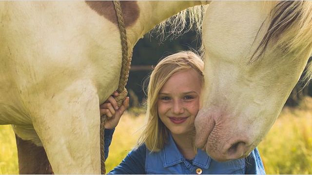 bild aus der news Glückliche Menschen, schöne Pferde und große Gefühle im ersten Trailer zu "Wendy - Der Film"