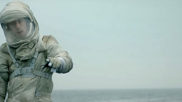 bild aus der news Wie "Interstellar" aus Deutschland: Bildgewaltiger Trailer zu "Wir sind die Flut" mit Max Mauff und Lana Cooper