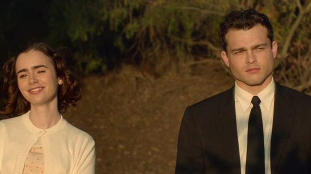 "Regeln spielen keine Rolle": Lily Collins verliebt sich im neuen Trailer zur Hollywood-Romanze in "Han Solo" Alden Ehrenreich