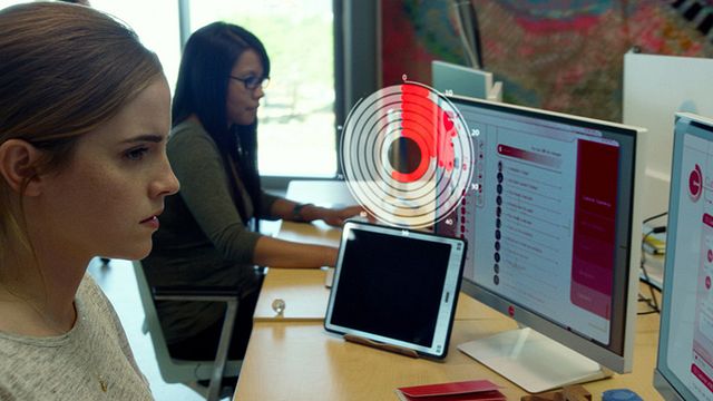 bild aus der news Die Schattenseiten von Facebook und Co.: Tom Hanks und Emma Watson im ersten Trailer zur Bestselleradaption "The Circle"