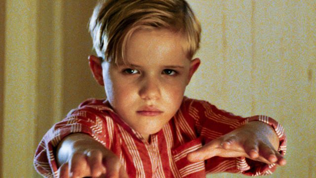 Deutscher Trailer zu "Little Boy" mit Michael Rapaport und Tom Wilkinson