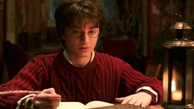 bild aus der news Mit Zauberstab und Swag: Rappender Fan huldigt "Harry Potter"