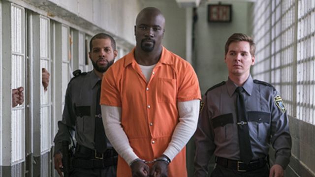 bild aus der news Sigourney Weaver und fast alle Helden auf den ersten Szenenbildern zu "Marvel's The Defenders"