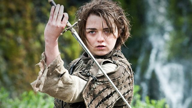 Etwa größer als der mit Jon Snow? Maisie Williams verspricht "riesigen Cliffhanger" fürs Ende der 7. Staffel "Game Of Thrones"
