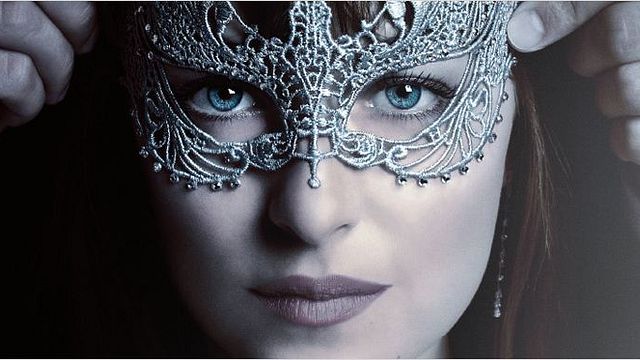 bild aus der news Infografik: Gibt es in "Fifty Shades Of Grey 2 – Gefährliche Liebe" mehr oder weniger Peitschenhiebe als im Vorgänger