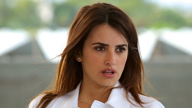 bild aus der news "American Crime Story": Luxuriöses erstes Bild von Penélope Cruz als Donatella Versace