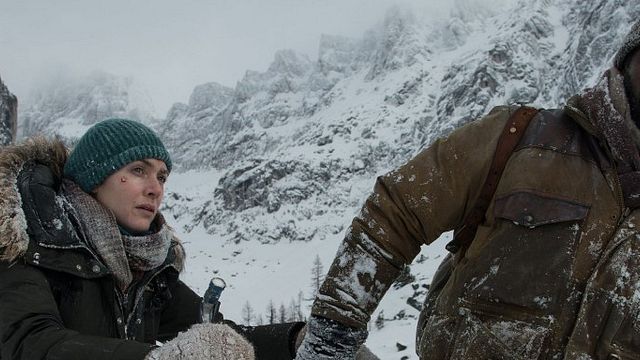 bild aus der news Erster Trailer zum Katastrophen-Drama "Zwischen zwei Leben - The Mountain Between Us" mit Kate Winslet und Idris Elba