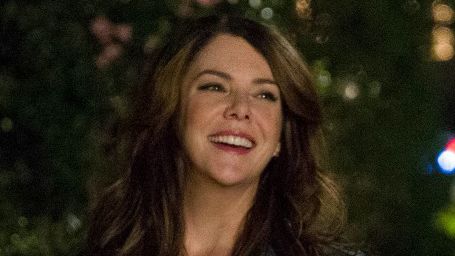 bild aus der news "Vampirina": "Gilmore Girls"-Star Lauren Graham wird für Disney-Serie zum Vampir
