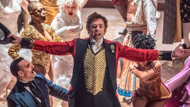 Hugh Jackman als "The Greatest Showman" und Zac Efron als Akrobat im ersten Trailer zum Musical-Biopic