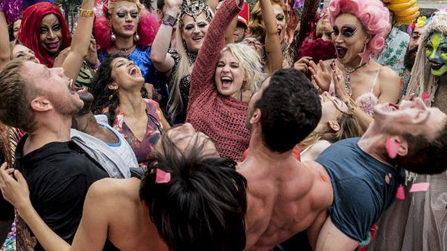 bild aus der news 3. Staffel von "Sense8": Pornoseitenbetreiber wünscht sich Hardcore-Sex und spricht mit den Serienmachern