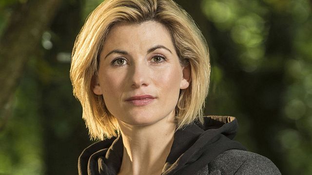 bild aus der news "Doctor Who": Erstes Bild von Jodie Whittaker als weiblicher Time Lord im neuen Outfit