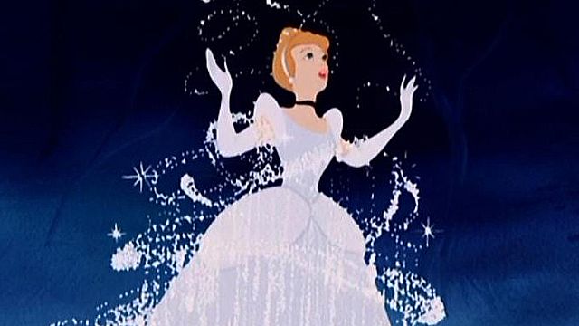 bild aus der news "Stepsister": In der Romanverfilmung wird "Cinderella" aus der Sicht einer Stiefschwester erzählt