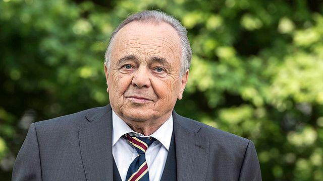 bild aus der news "In aller Freundschaft"-Star Dieter Bellmann im Alter von 77 Jahren gestorben