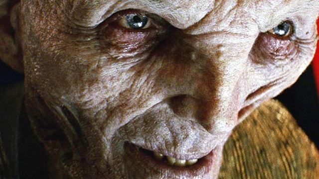 So viel verschenktes Potential: Die FILMSTARTS-Meinung zu Snoke in "Star Wars 8: Die letzten Jedi"