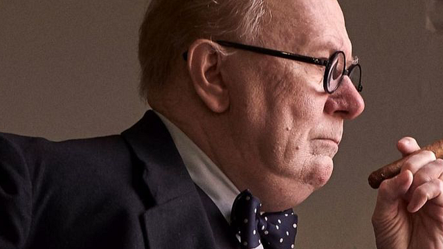 bild aus der news "Die dunkelste Stunde": Seht im Video, wie aufwändig Oscar-Favorit Gary Oldman in Winston Churchill verwandelt wurde
