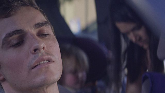 bild aus der news "6 Balloons": Im Trailer zum Netflix-Drama kämpft Dave Franco gegen seine Drogensucht