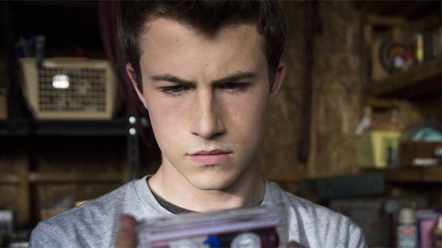 bild aus der news "Tote Mädchen lügen nicht": Das steckt hinter dem Semikolon-Tattoo