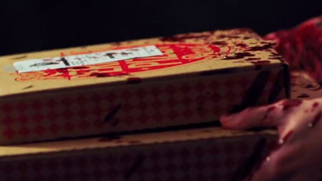 "Slice": Blutiger Trailer zum Pizzaboten-Horror mit "Deadpool 2"-Heldin Zazie Beetz
