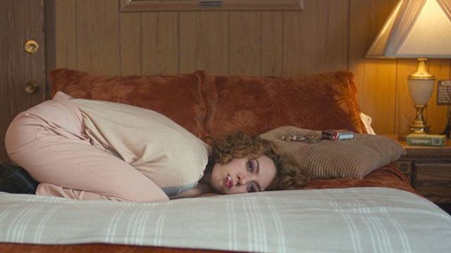 "An Evening With Beverly Luff Linn": Trailer zur Gaga-Komödie des "Greasy Strangler"-Regisseurs