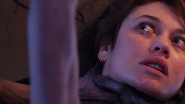 Bei uns zuerst: Im deutschen Trailer zu "Mara" mit Olga Kurylenko spukt's im Schlafzimmer 